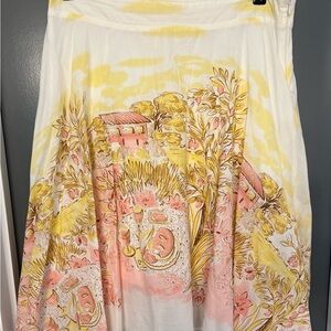 Floral Cottagecore Print Women's Skirt knee-length. Size medium. Lined.